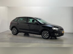 Skoda Rapid Spaceback - 1.0 TSI Greentech Drive Panoramadak Climate Control Stoelverwarming Navigatie