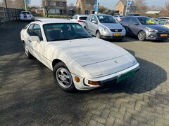 Porsche 924 - S automaat