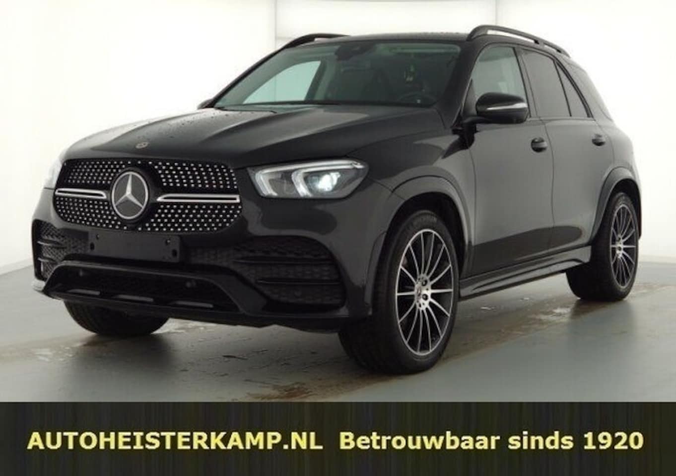 Mercedes-Benz GLE-Klasse - 300 d 4M AMG Grijs Kenteken 272 PK Panoramadak Stoelkoeling Trekhaak Night Pakket - AutoWereld.nl