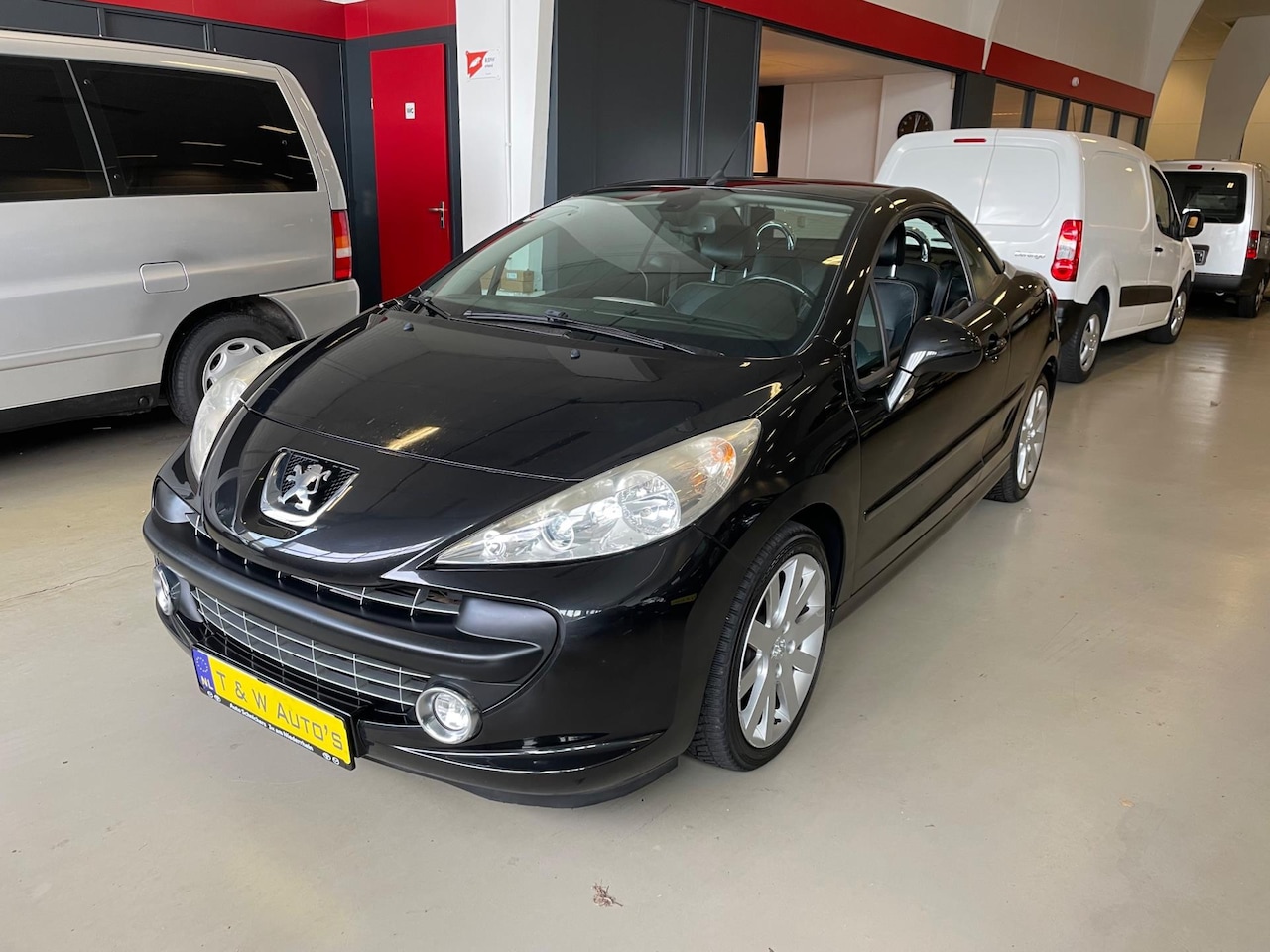 Peugeot 207 CC - 1.6 VTi Roland Garros 1.6 VTi Roland Garros - AutoWereld.nl