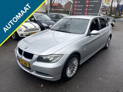 BMW 3-serie - 320i Business XLNAVI/NAP/CRUISE/PDC/AUTOM