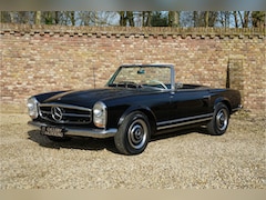 Mercedes-Benz SL-klasse Cabrio - 230 Pagode Very well restored with original parts in recent history, Offered with the orig