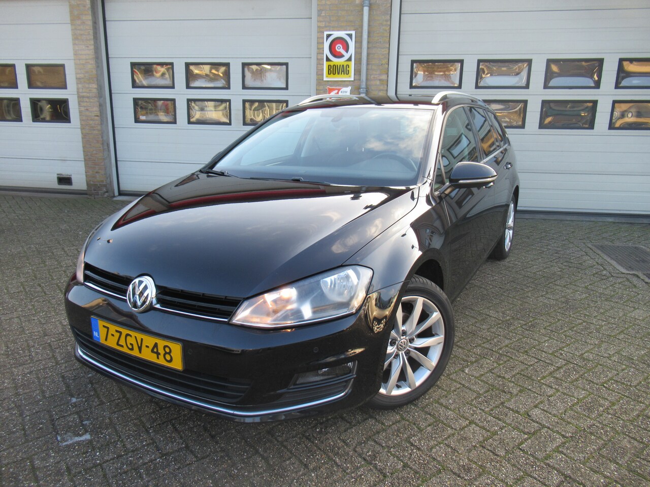 Volkswagen Golf Variant - 1.2 TSI Business Edition 1.2 TSI Business Edition, comfortstoelen, Navi, PDC, - AutoWereld.nl