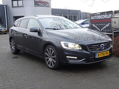 Volvo V60 - 2.4 D6 AWD Plug-In Hybrid Summum