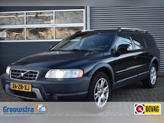 Volvo XC70 - 2.4 D5 MOMENTUM / TREKHAAK / CRUISE
