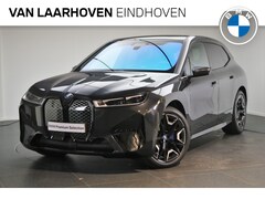BMW iX - xDrive40 Executive 71 kWh / Panoramadak Sky Lounge / Trekhaak / Laserlight / Harman Kardon
