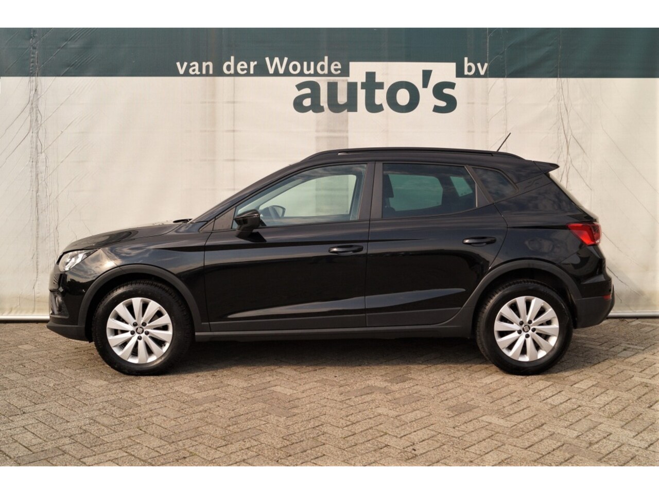 Seat Arona - 1.6 TDI Style Edition -NAVI-ECC-PDC- - AutoWereld.nl