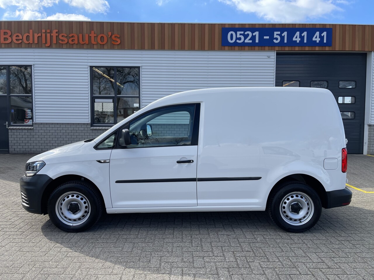 Volkswagen Caddy - 2.0 TDI L1H1 BMT Economy / rijklaar € 11.950 ex btw / lease vanaf € 253 / airco / tomtom n - AutoWereld.nl