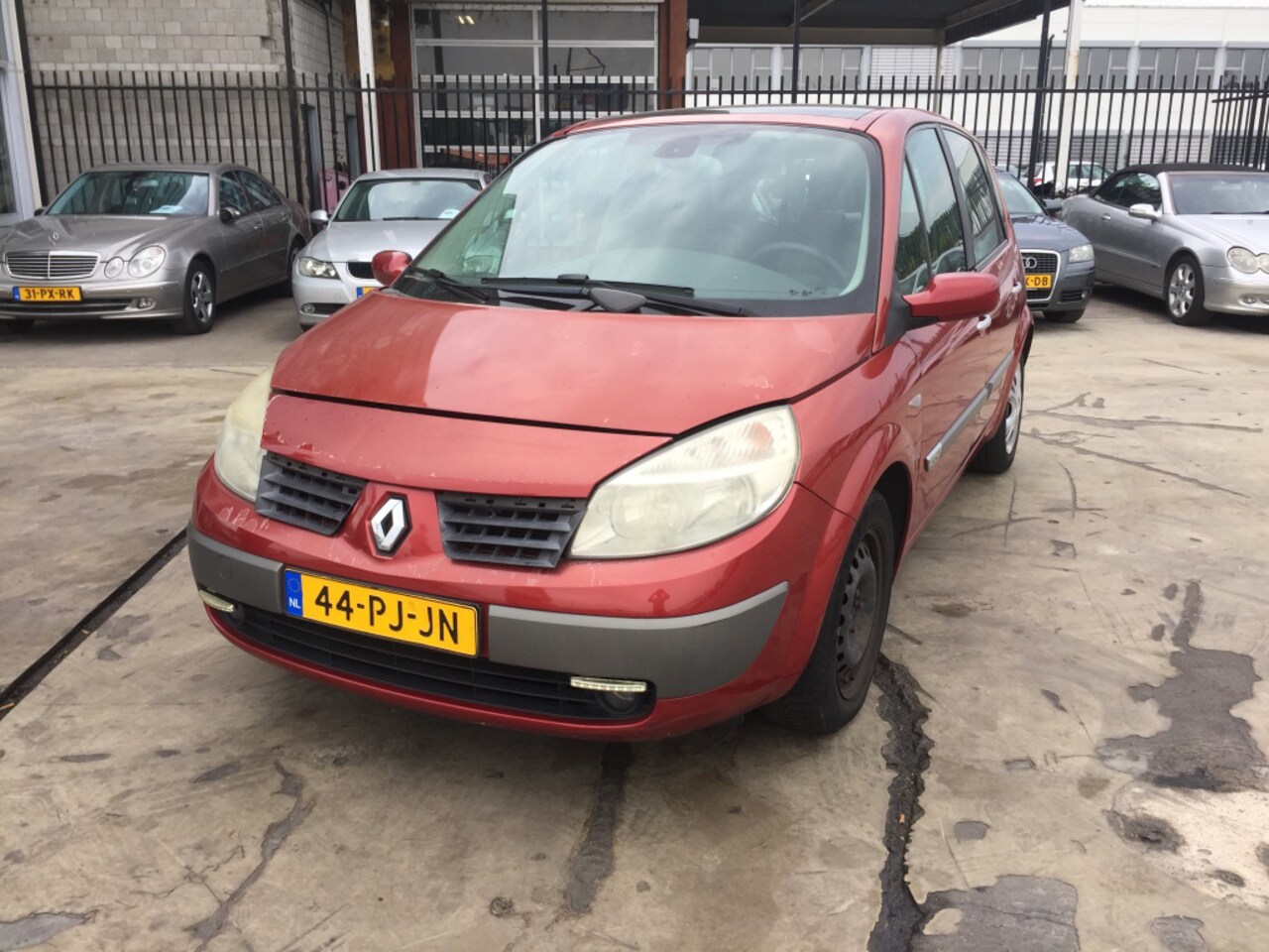 Renault Scénic - 2.0-16V Expr.Luxe - AutoWereld.nl