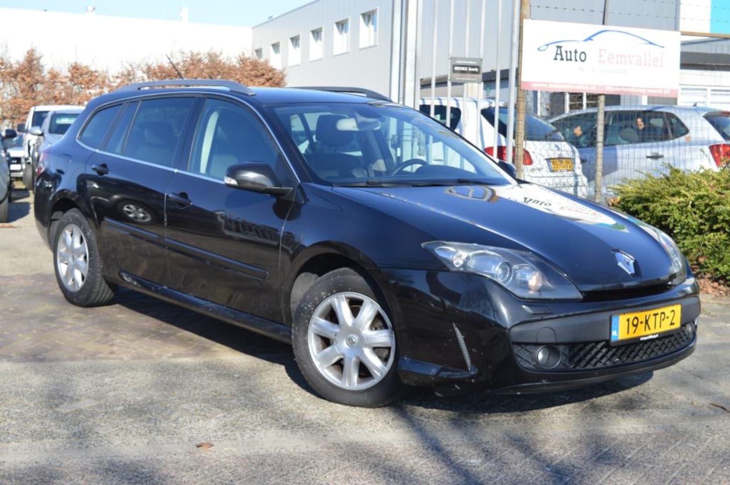 Renault Laguna Estate - 2.0 dCi Dynamique bj10 navi cruise ecc - AutoWereld.nl