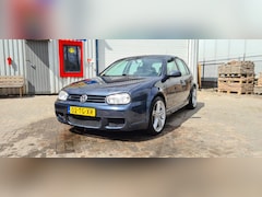 Volkswagen Golf - 2.3 V5 Highline