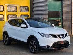 Nissan Qashqai - 1.2 N-Connecta Panoramadak/Keyless/Stoelverwarming