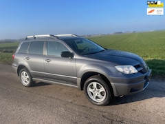 Mitsubishi Outlander Sport - 2.0 Invite+