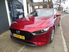 Mazda 3 - 3 2.0 SkyActiv-G 122 Comfort met Bose 12 maanden Bovag garantie leer navi/carplay/android