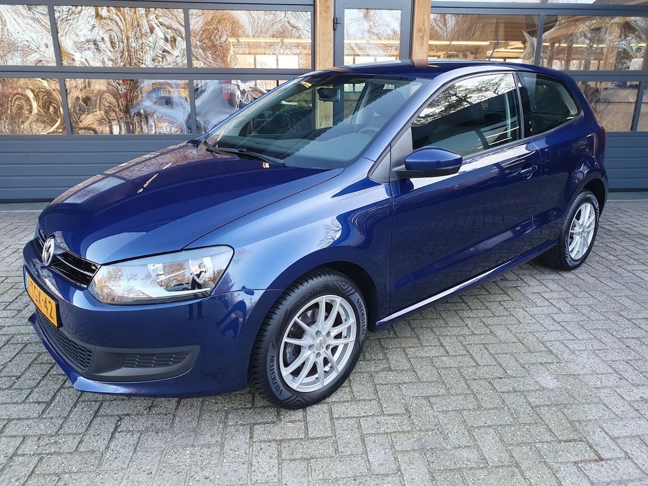 Volkswagen Polo - 1.2 TSI BlueMotion Comfortline 90 PK *NAVIGATIE *CLIMA *1e EIG *DEALER ONDERHO - AutoWereld.nl