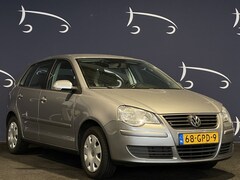 Volkswagen Polo - 1.2 5-DRS AIRCO CD CV+AB