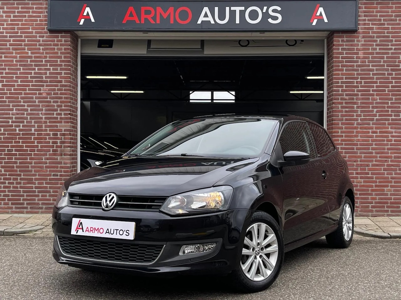 Volkswagen Polo - 1.2-12V Style | Airco | Navi | Rijklaar - AutoWereld.nl