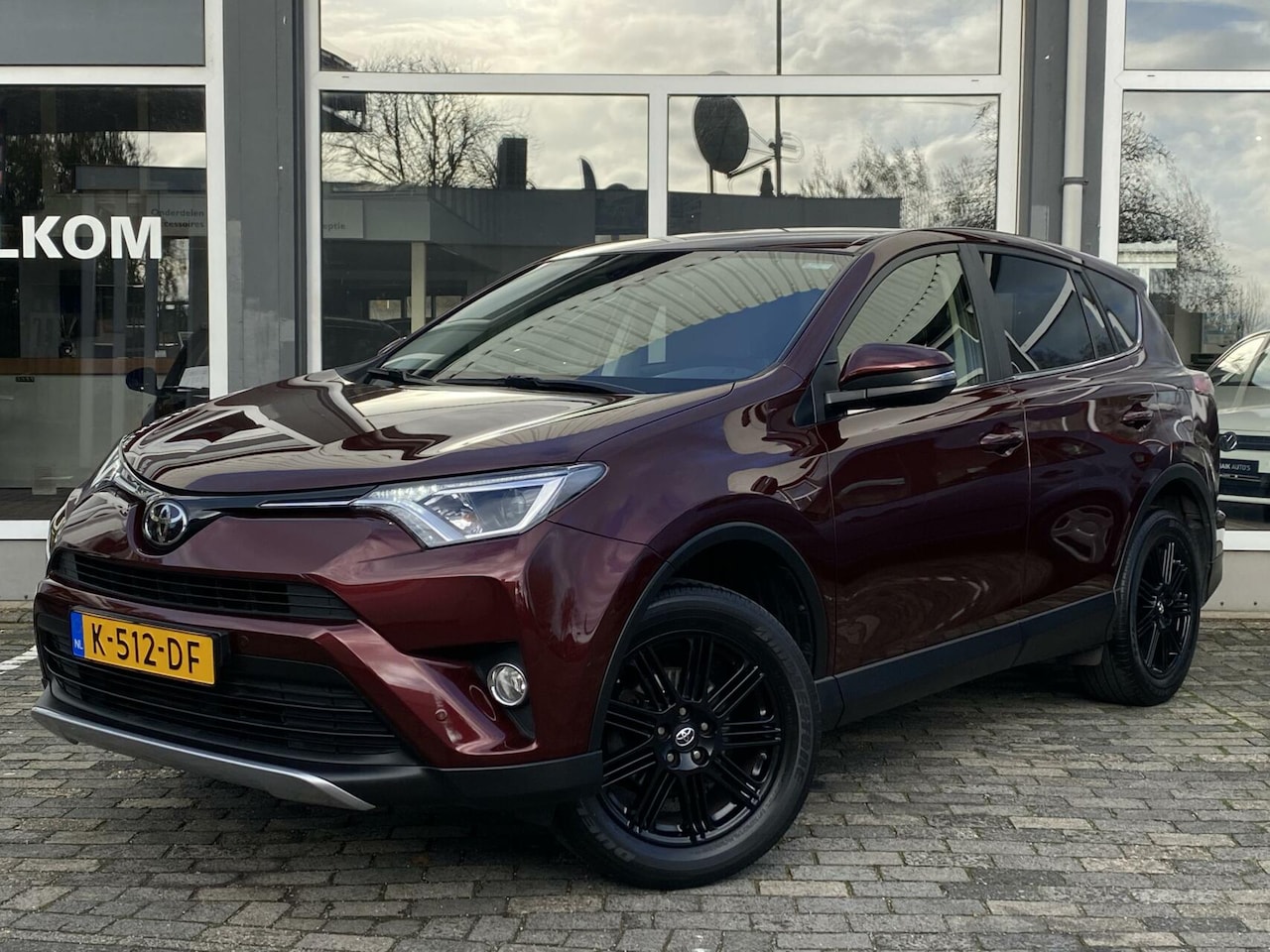 Toyota RAV4 - 2.0 VVT-i AWD Dynamic 2.0 VVT-i AWD Dynamic, Navi, Trekhaak, Rijklaarp - AutoWereld.nl