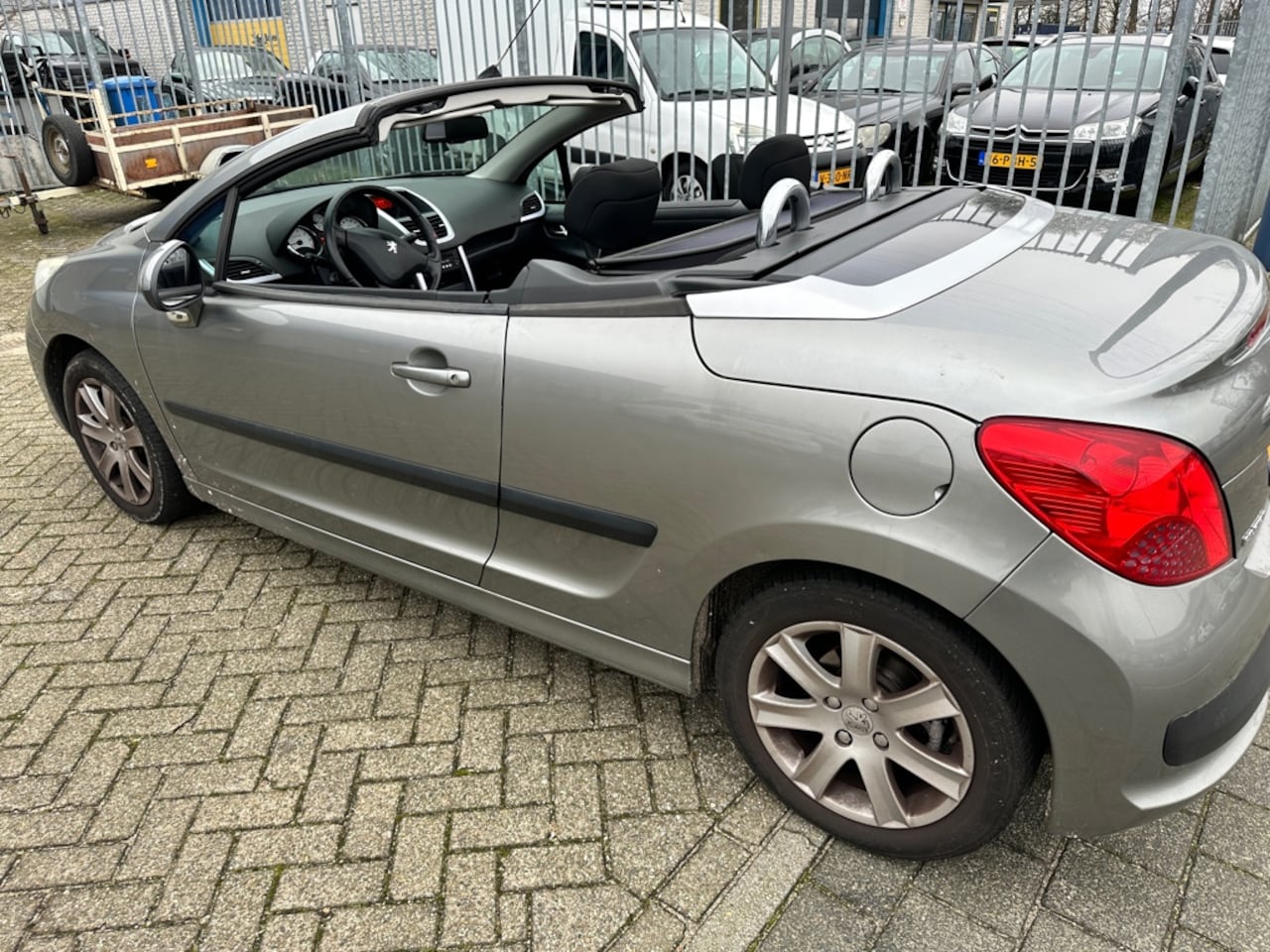 Peugeot 207 CC - 1.6 VTi Première 1.6 VTi Première - AutoWereld.nl