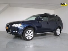 Mitsubishi Outlander - 2.0 Edition Two Automaat, Airco, Trekhaak, Leder, Camera achteruit, Pano dak