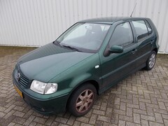 Volkswagen Polo - 1.4-16V Trendline AC 5drs ( LOOP/SLOOP )