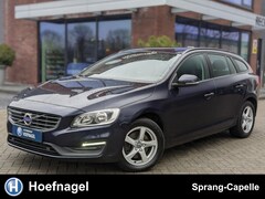 Volvo V60 - 2.0 T4 Kinetic | Navi | Clima | Adaptive Cruise | Trekhaak