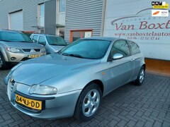 Alfa Romeo 147 - 1.6 T.Spark Veloce Edizione Esclusiva 3 deurs + airco