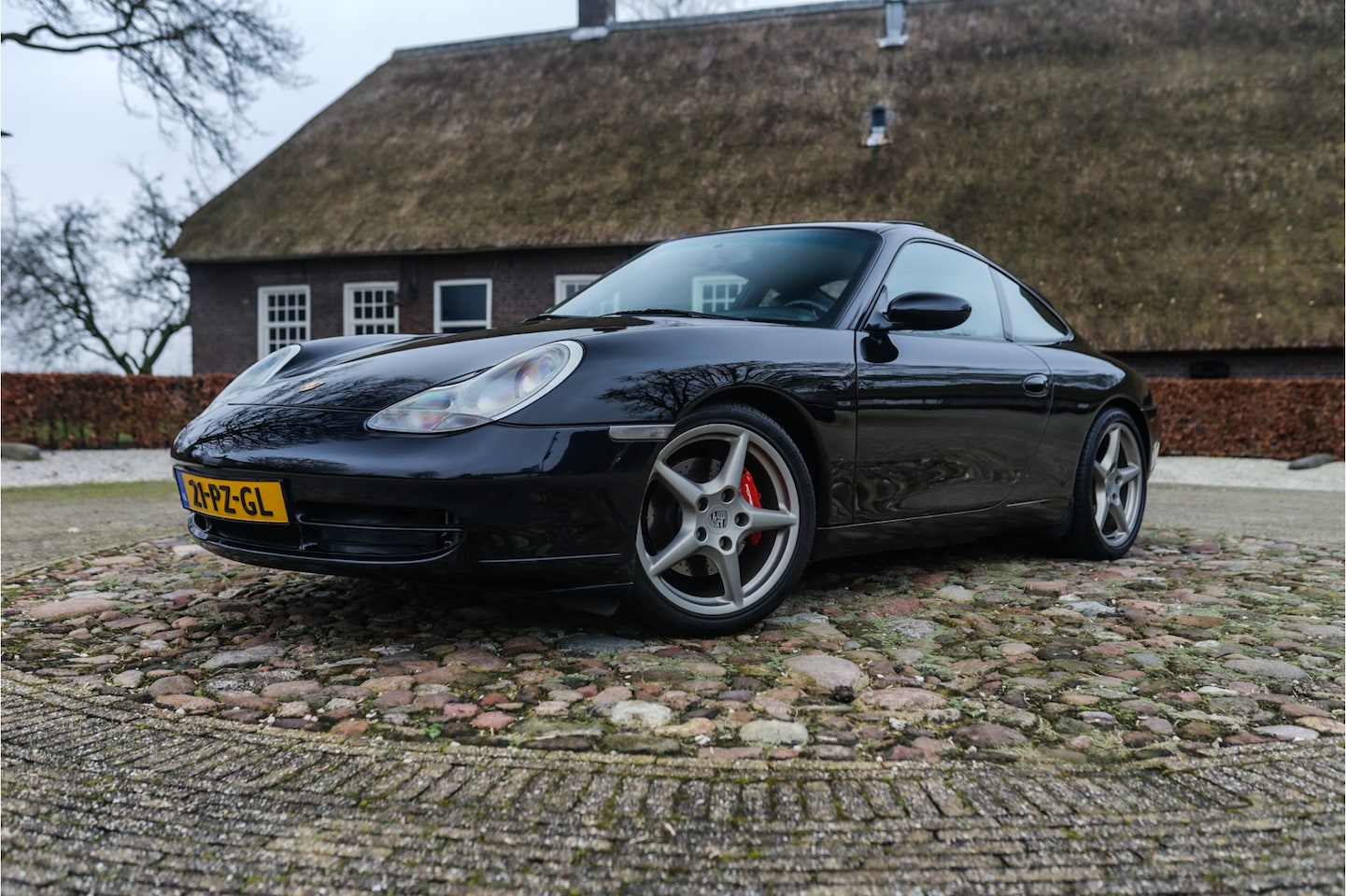 Porsche 911 - [996] 3.4 Carrera Coupé Turbo-stoelen l Schuifdak - AutoWereld.nl