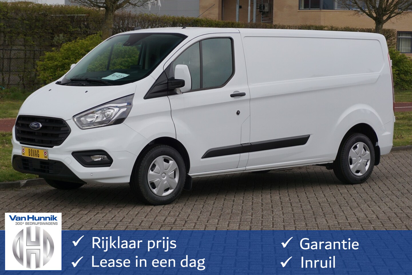 Ford Transit Custom - 300L 130 PK Trend Airco, Cruise, Camera, Apple CP / Android Auto Trekhaak!! NR. 716 - AutoWereld.nl