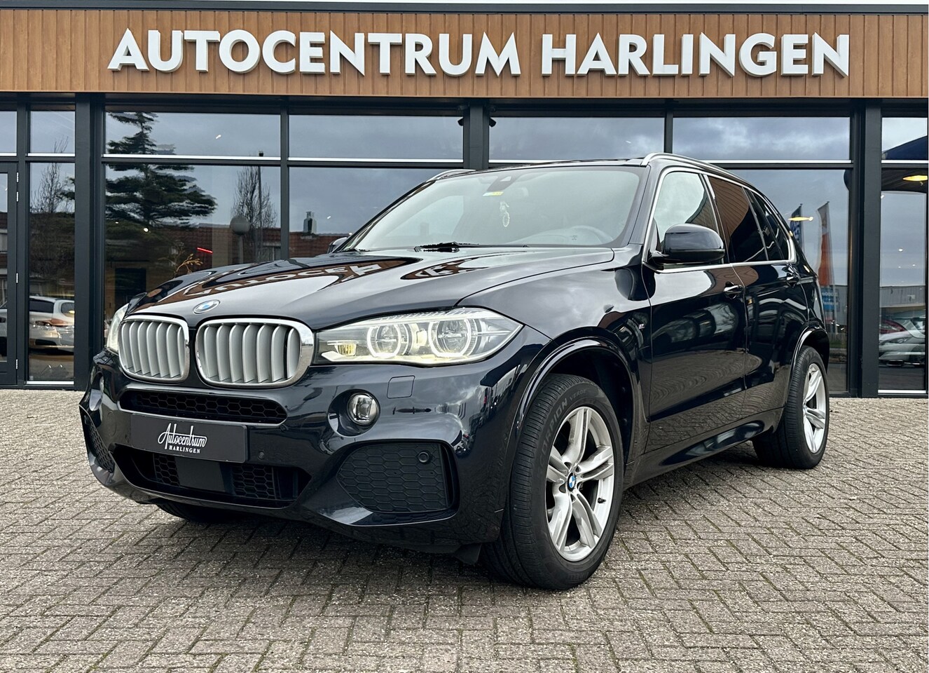 BMW X5 - xDrive40d I M-Pakket I 7 Persoons I Pano I Softclose - AutoWereld.nl