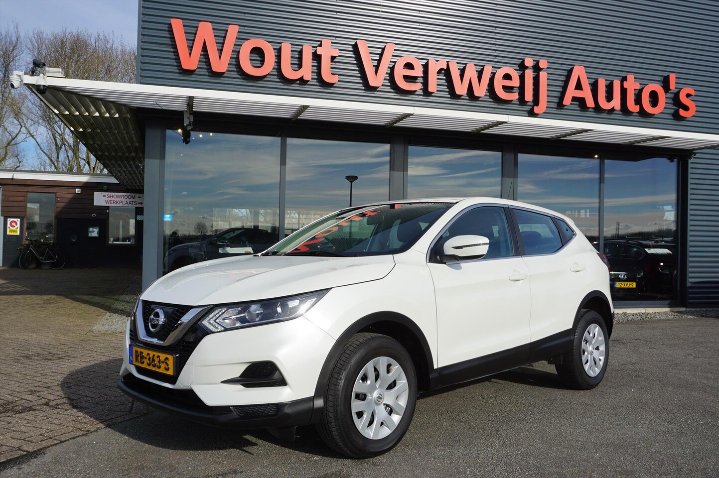 Nissan Qashqai - 1.2 DIG-T 115pk Visia Facelift Bluetooth/Cruise - AutoWereld.nl