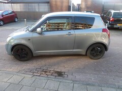 Suzuki Swift - 1.3 GA