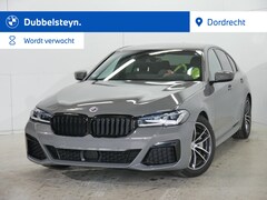 BMW 5-serie - 530i M-Sport | Harman Kardon | Driving Assistant Professional | Laser | Camera