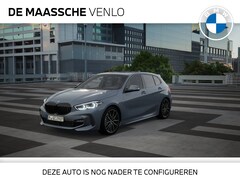 BMW 1-serie - 118i Executive M Sport Automaat / Panoramadak / M Sport steering / LED / Parking Assistant