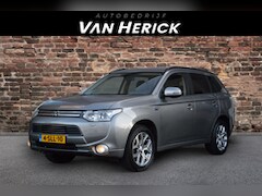 Mitsubishi Outlander - 2.0 PHEV Intense + Automaat | Navi | | Cruise | Trekhaak
