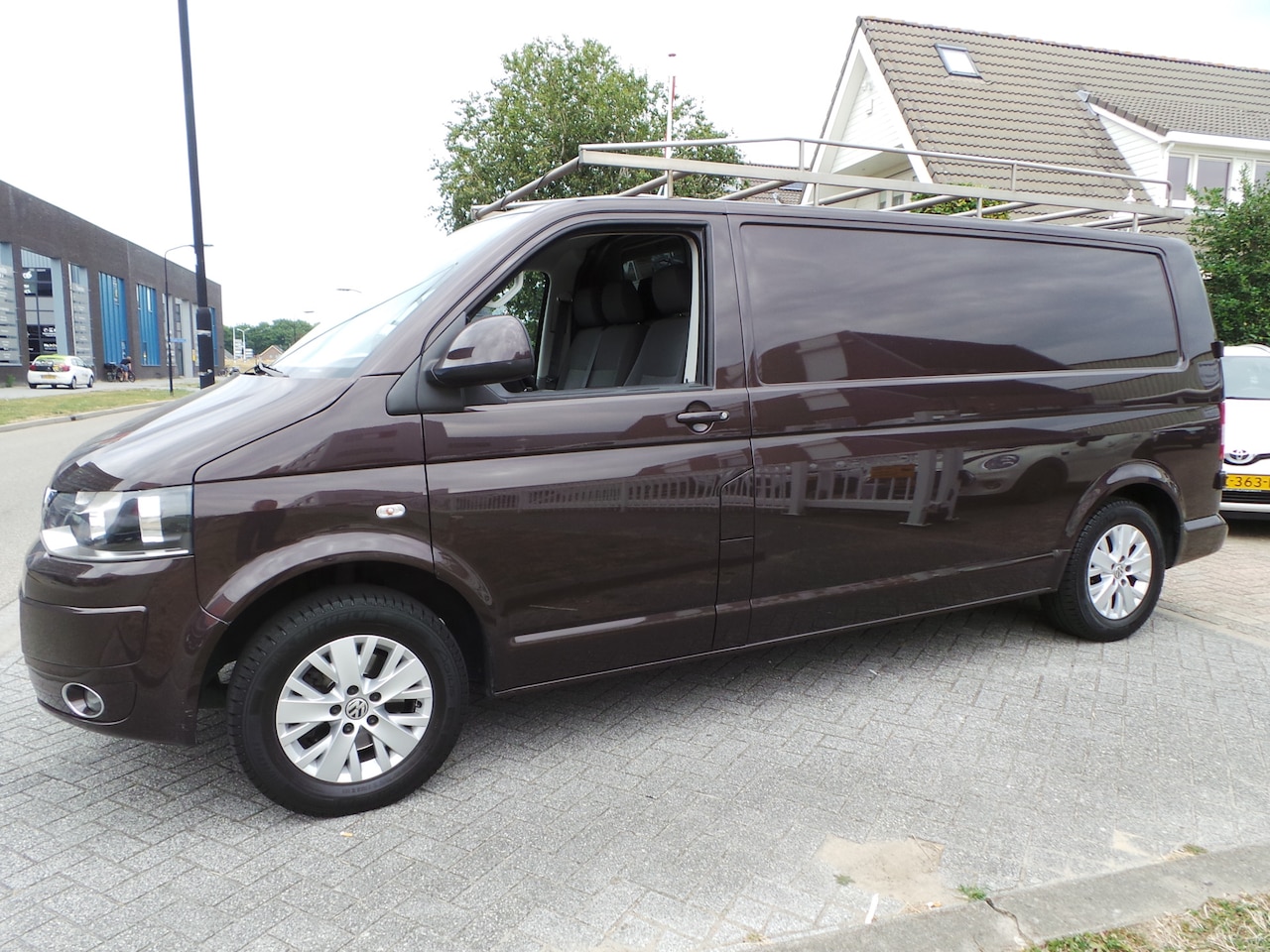 Volkswagen Transporter - 2.0 TDI L2H1 Navi,Airco,Cruise,pdc env d-riem vv bij 206221km 4-8-21 - AutoWereld.nl