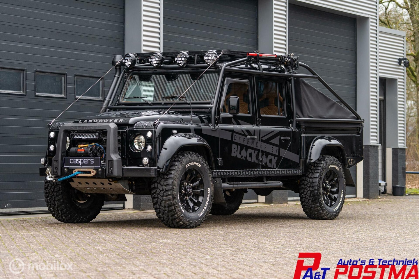 Land Rover Defender - 130 V8 by BlackJack - AutoWereld.nl