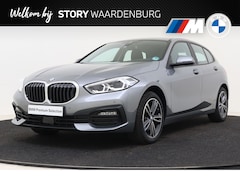 BMW 1-serie - 118i Executive Essential Automaat / LED / Live Cockpit Professional / Stoelverwarming / PD
