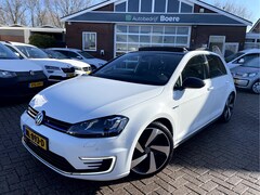 Volkswagen Golf - 1.4 TSI GTE Pano-dak, Leer, 18''Lmv