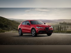 Alfa Romeo Stelvio - 2.0 T GME AWD Sprint | Nieuw Model | Nu te bestellen vanaf €78.995,