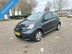 Toyota Aygo - 1.0 12v VVT-i Now