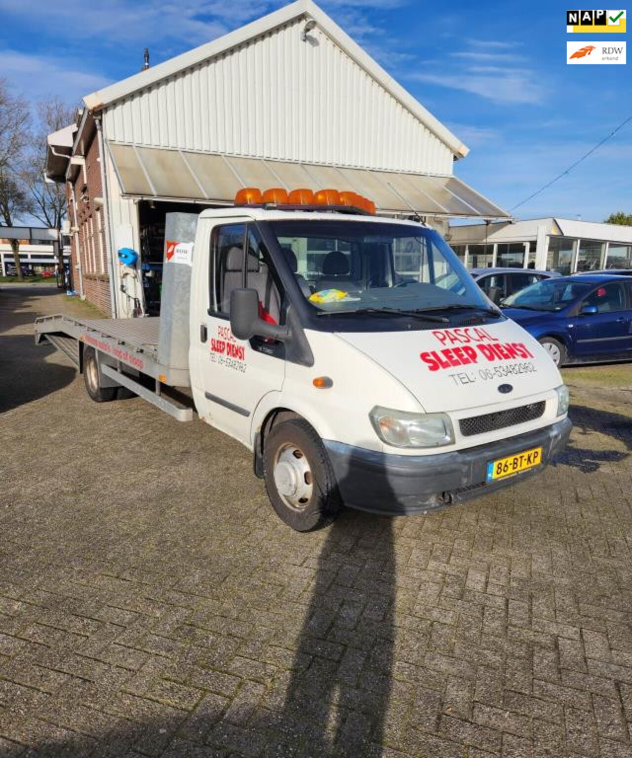 Ford Transit - 350L 2.4TDdi EF Dubbellucht 350L 2.4TDdi EF Dubbellucht, Sleepauto, NAP! - AutoWereld.nl