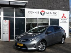 Toyota Auris Touring Sports - 1.6 Aspiration | Afneembare Trekhaak | Panoramadak |