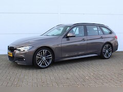BMW 3-serie Touring - 330i M Sport Edition / Optiebedrag € 13.235, - / Fiscale waarde RDW € 65.847, - / Full Opt
