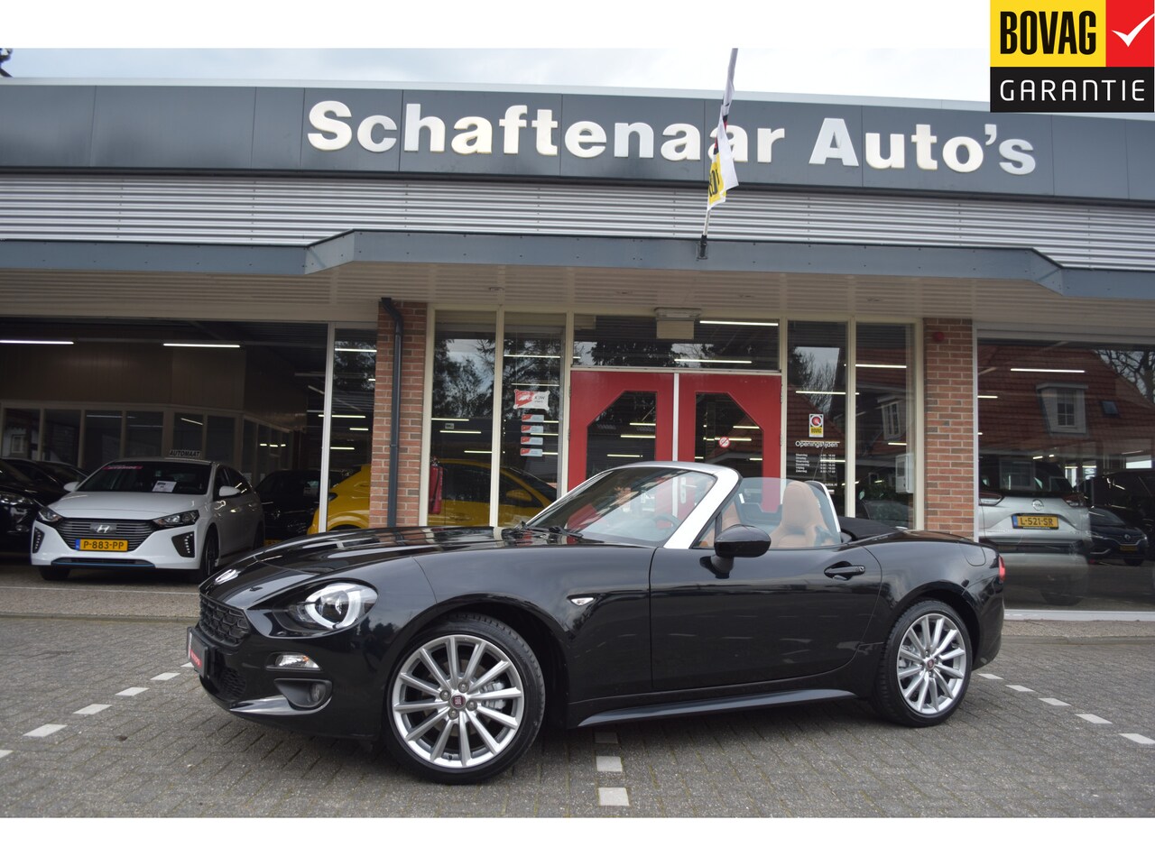 Fiat 124 Spider - 1.4 MultiAir Turbo Lusso 1.4 MultiAir Turbo Lusso - AutoWereld.nl