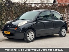 Nissan Micra - 1.0 basis | Centrale vergrendeling | Lichtmetalen velgen
