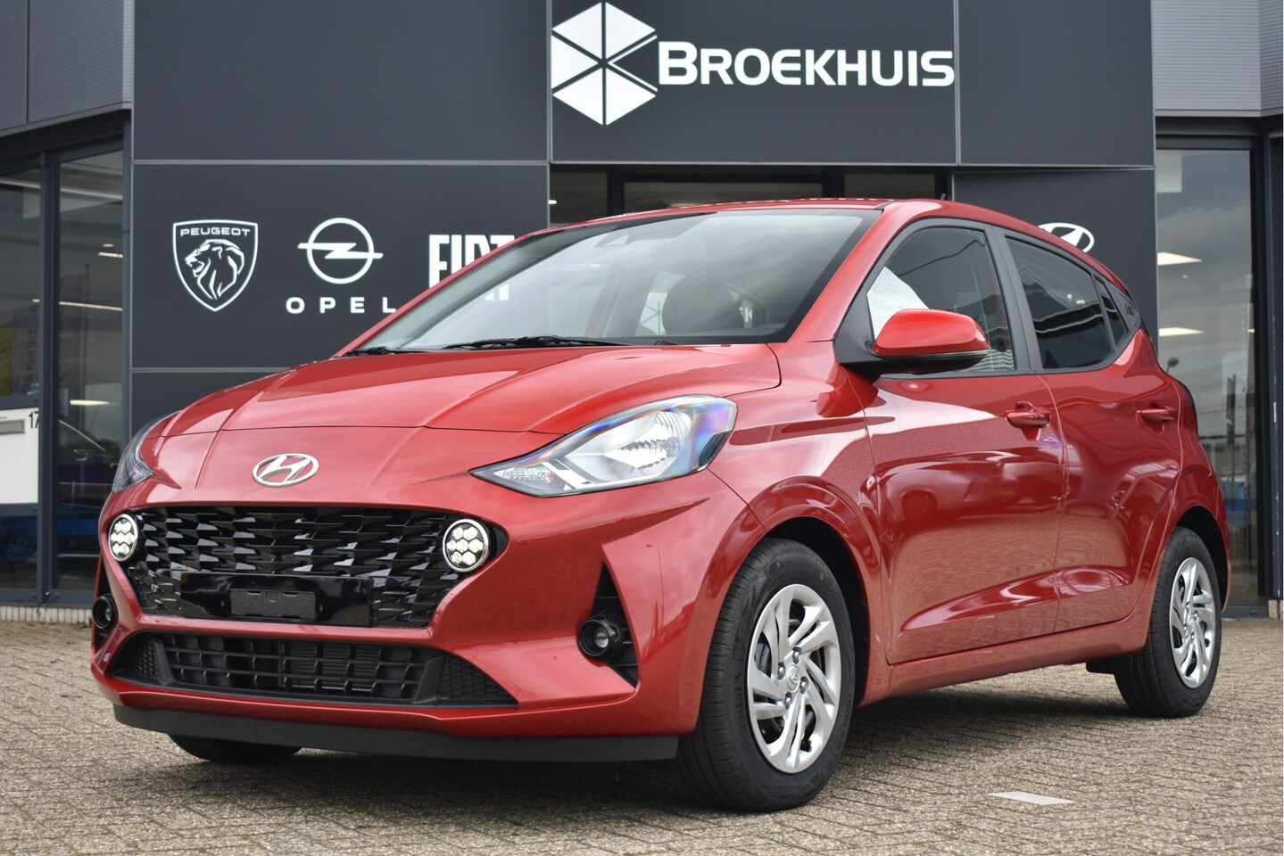 Hyundai i10 - 1.0 Comfort Smart 5-zits | Direct Leverbaar! | Navigatie | Achteruitrijcamera | Cruise Con - AutoWereld.nl