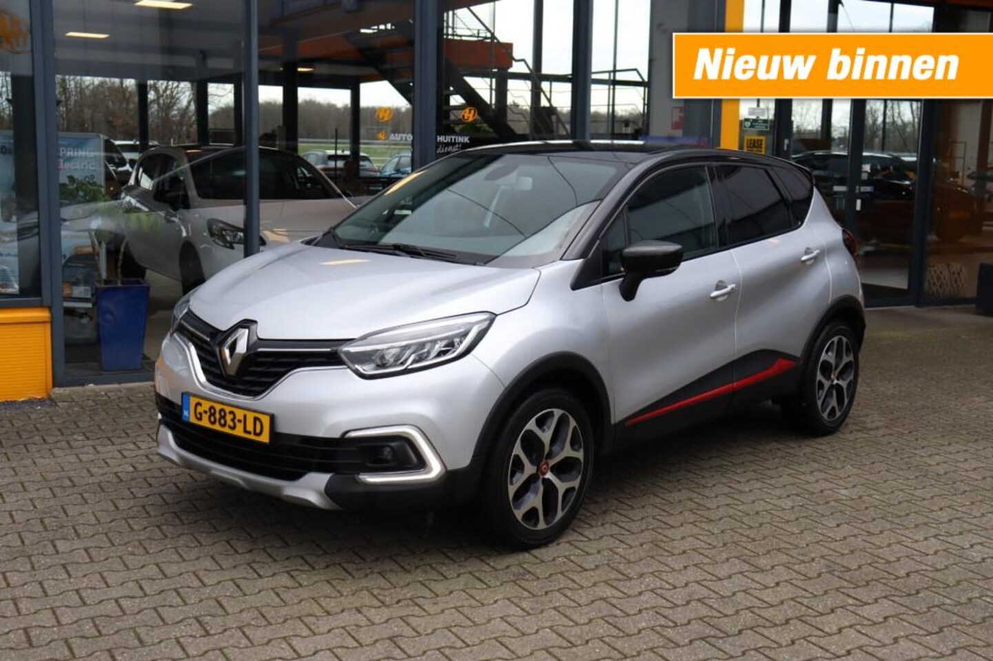 Renault Captur - 1.2 TCe Intens - Navi - Camera - 1/2 leer - AutoWereld.nl