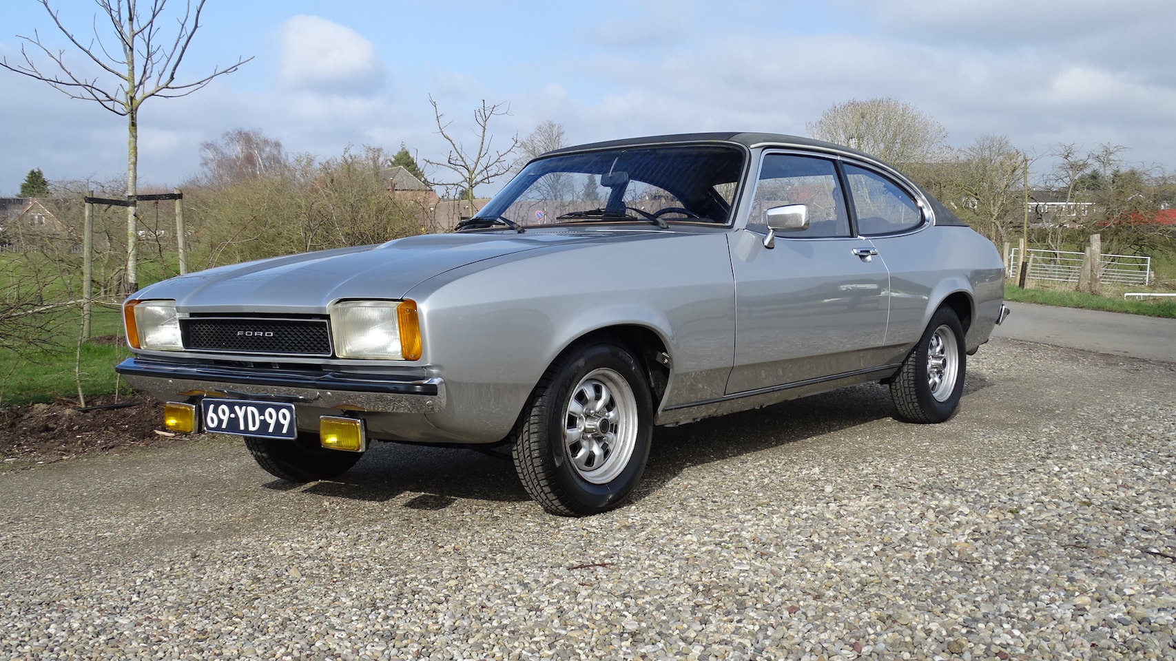 ford-capri-1300-l-zeer-mooi-bodem-keihard.jpg