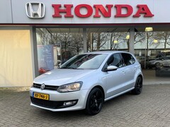 Volkswagen Polo - 1.2i-12v 5drs Easyline Navigatie 17" // Rijklaarprijs + APK
